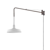 уличный настенно-потолочный светильник цилиндрической формы с рассеянным светом