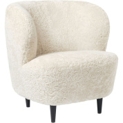 кресло для отдыха с тканевой обивкой цвета дуб и темными ножками