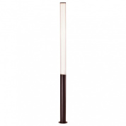 ландшафтный светильник на высокой стойке с линейным рассеивателем