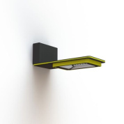 настенный уличный светильник с прямоугольным корпусом жёлтого цвета