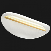 накладной светильник с плавной линией корпуса и отражающим элементом