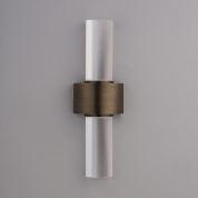 настенный светильник с продольным стеклянным корпусом и тёмной вставкой