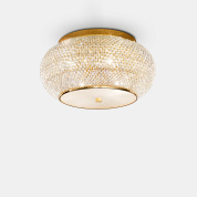 потолочный светильник с золотистой оправой и декоративным кристаллическим рассеивателем