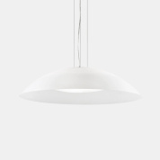 подвесной светильник с куполообразным плафоном из матового белого стекла