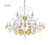 люстра с двадцатью двумя рожками и позолоченной основой