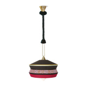 подвесной светильник с цветным основанием и золотистой отделкой