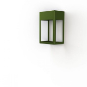 уличный настенный светильник прямоугольной формы зелёного цвета