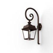 настенное бра с фонарным плафоном коричневого оттенка на кованом кронштейне