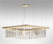 подвесной светильник прямоугольной формы с множеством стеклянных вытянутых подвесов