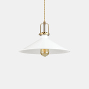 подвесной светильник в бело-золотом исполнении с конусным плафоном