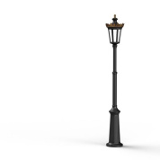 уличный фонарный столб черного цвета