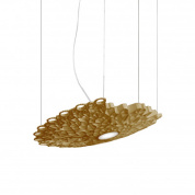 люстра с кольцевым корпусом золотого цвета