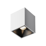 потолочный светильник белый с утопленным источником света