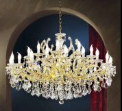 классическая подвесная люстра с позолоченным каркасом и стеклянными подвесками