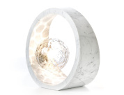 настольный дизайнерский светильник с круглой рамой и стеклянным плафоном-шаром