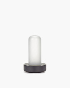 настольная лампа с цилиндрическим стеклянным плафоном на компактном основании