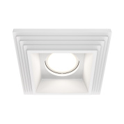 встраиваемый потолочный светильник квадратной формы белого оттенка