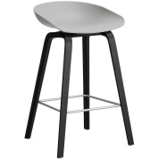 AA001-D165-AA51 Hay About A Stool барный стул с сиденьем серо-бетонного цвета на ножках из чёрного лакированного дуба