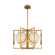 подвесная люстра с геометрическим каркасом и круглыми стеклянными плафонами