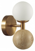 настенное бра с шаровым плафоном и металлическим основанием золото