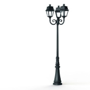 уличный фонарный столб с двумя плафонами на фигурной опоре