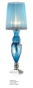 настольная лампа с вытянутым абажуром и стеклянной ножкой бирюзового оттенка