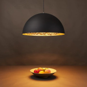 подвесной светильник с купольным плафоном и золотистой внутренней отделкой