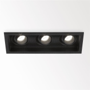 встраиваемый потолочный светильник с тремя источниками света