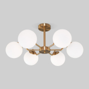 шестиламповая потолочная люстра с шарообразными стеклянными плафонами
