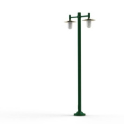 двойной уличный фонарь на зелёной опоре