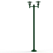 фонарный столб зелёного цвета с тремя плафонами