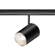 трековый прожектор чёрного цвета с цилиндрическим корпусом для направленного света в магнитной системе