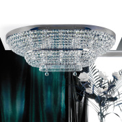 крупная потолочная хрустальная люстра прямоугольной формы с плотной кристальной грядой