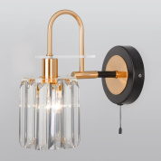 одноламповое настенное бра с прозрачным стеклянным плафоном и подвесным цепочным выключателем