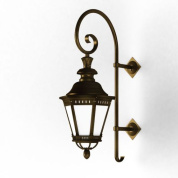 настенный уличный светильник на кронштейне с декоративной окантовкой бронзового цвета