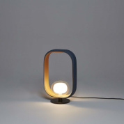 настольная лампа с овальной рамкой и встроенным шаровым плафоном