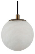 подвесной светильник с шарообразным плафоном из алебастра