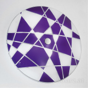 потолочный светильник круглый с геометрическим орнаментом фиолетовый