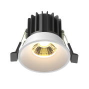 встраиваемый потолочный светильник белого цвета с алюминиевым радиатором