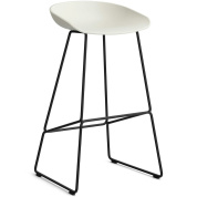 AA076-D156-AA51 Hay About A Stool барный стул с металлическим основанием и сиденьем кремового оттенка