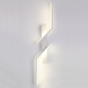 настенный светильник с пересекающимися планками и рассеянным светом