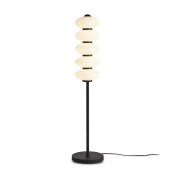 напольный торшер с вертикальной стойкой и плафонами в форме дисков