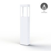 садовый боллард белого цвета с прямоугольным корпусом