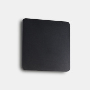 настенный светильник с квадратным корпусом и мягким светорассеивателем