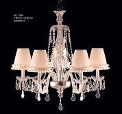 подвесная люстра с множеством рожков и хрустальными подвесками