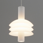 подвесной светильник с округлым плафоном из матового стекла