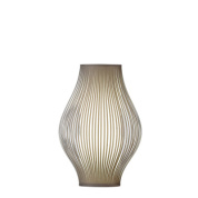 настольный светильник бежевого цвета