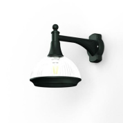 настенное бра с купольным плафоном на тёмном корпусе