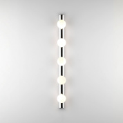 настенный светильник с пятью шаровыми плафонами полированный хром