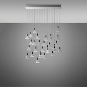 подвесной светильник с тридцатью световыми элементами из стекла